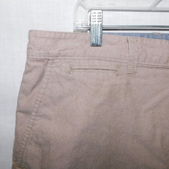 LL Bean Mens Standard Fit 40 Brown Tan Casual Shorts - Picture 4 of 9